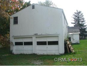 223 E Washington St, Upland, IN 46989 photo 3