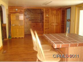 423 E 9th St, Fairmount, IN 46928 photo 3