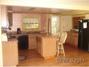 423 E 9th St, Fairmount, IN 46928 photo 11