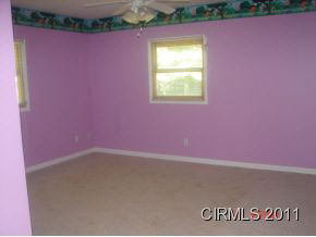 423 E 9th St, Fairmount, IN 46928 photo 6