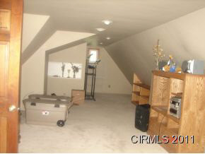 423 E 9th St, Fairmount, IN 46928 photo 12