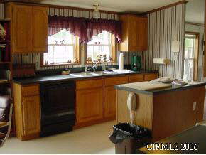 820 W 3rd St, Peru, IN 46970 photo 2