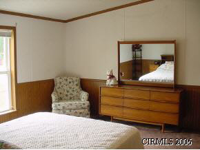 820 W 3rd St, Peru, IN 46970 photo 5