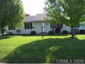 606 W Fox Rd, Fairmount, IN 46928 photo 1