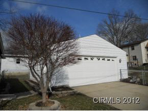 303 N Fisher St, Wabash, IN 46992 photo 2