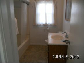 427 Southwood Dr, Wabash, IN 46992 photo 8