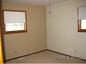 1739 E 700 N, Windfall, IN 46076 photo 11