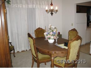 2915 Burton Dr, Kokomo, IN 46902 photo 5