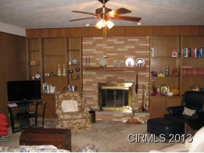 2915 Burton Dr, Kokomo, IN 46902 photo 4
