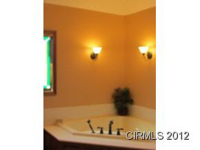 1735 Tall Oaks Dr, Kokomo, IN 46901 photo 24