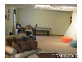 1735 Tall Oaks Dr, Kokomo, IN 46901 photo 17