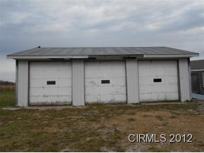 6740 S 1200 E, Upland, IN 46989 photo 2