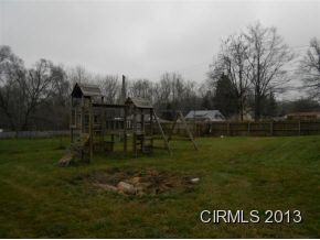 509 W 9th St, Jonesboro, IN 46938 photo 6
