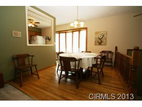 726 Holiday Dr, Greentown, IN 46936 photo 4