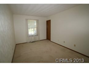 1917 Executive Dr, Kokomo, IN 46902 photo 10
