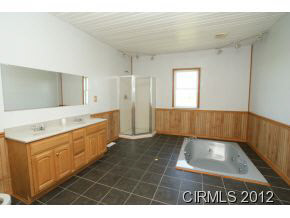 2501 E 600 N, Windfall, IN 46076 photo 6