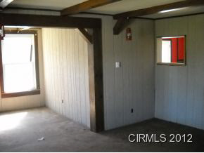 10820 S Elm St, Amboy, IN 46911 photo 5