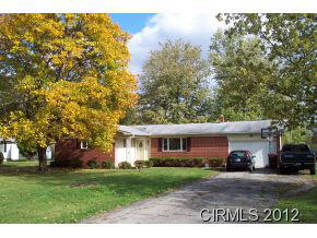 9 Cloverleaf Dr, Wabash, IN 46992 photo 1