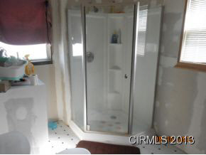 206 N G St, Marion, IN 46952 photo 9