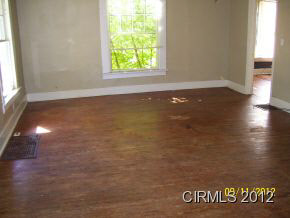 1020 W 2nd St, Marion, IN 46952 photo 2