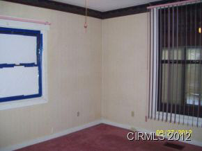 603 E Main St, Gas City, IN 46933 photo 10