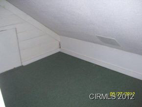 603 E Main St, Gas City, IN 46933 photo 6