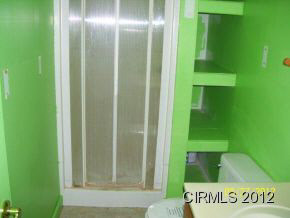 603 E Main St, Gas City, IN 46933 photo 9