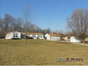 6704 N Meridian Rd, Sharpsville, IN 46068 photo 2