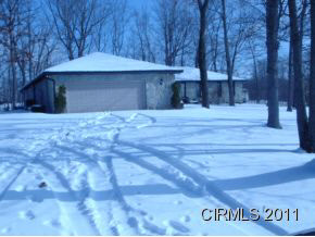 8757 E 600 S, Upland, IN 46989 photo 1