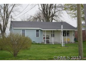 618 Doggett St, Windfall, IN 46076 photo 1