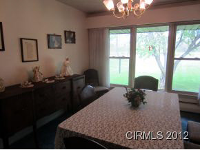 1105 E 49th St, Marion, IN 46953 photo 6