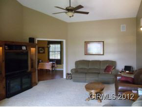1595 N Miller Ave, Marion, IN 46952 photo 4