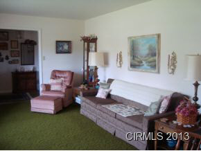 413 Holiday Ln, Greentown, IN 46936 photo 4