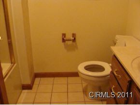 405 W Heritage, Delphi, IN 46923 photo 7