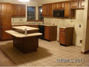 405 W Heritage, Delphi, IN 46923 photo 6