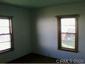401 E Wiley, Marion, IN 46952 photo 3