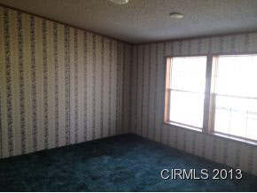 327 Canal, Windfall, IN 46076 photo 3