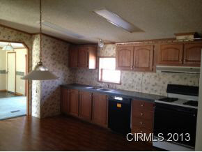 327 Canal, Windfall, IN 46076 photo 6