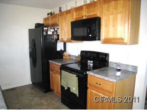 8445 E 300 S, Marion, IN 46953 photo 3
