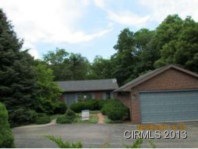 131 Godfroy Dr, Somerset, IN 46984 photo 1
