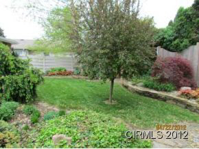 544 Circle Dr, Fairmount, IN 46928 photo 12