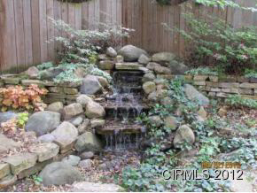 544 Circle Dr, Fairmount, IN 46928 photo 11