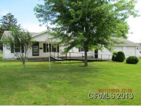 509 W Harrison St, Hartford City, IN 47348 photo 1