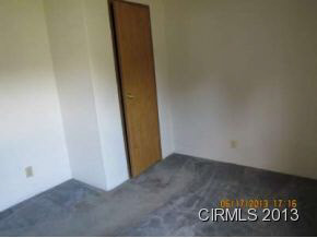 509 W Harrison St, Hartford City, IN 47348 photo 9