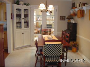 206 E Clark St, Flora, IN 46929 photo 4