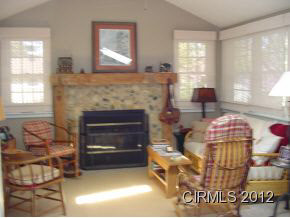 206 E Clark St, Flora, IN 46929 photo 5