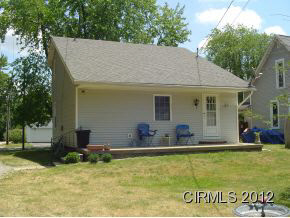 214 N Willow St, Flora, IN 46929 photo 3
