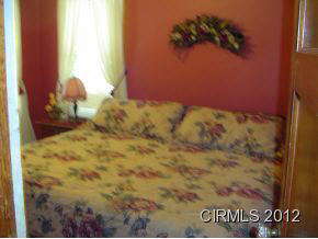 214 N Willow St, Flora, IN 46929 photo 11