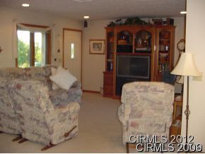114 W 4th St, Burlington, IN 46915 photo 6