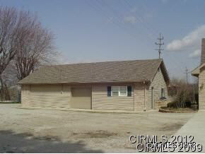 114 W 4th St, Burlington, IN 46915 photo 5
